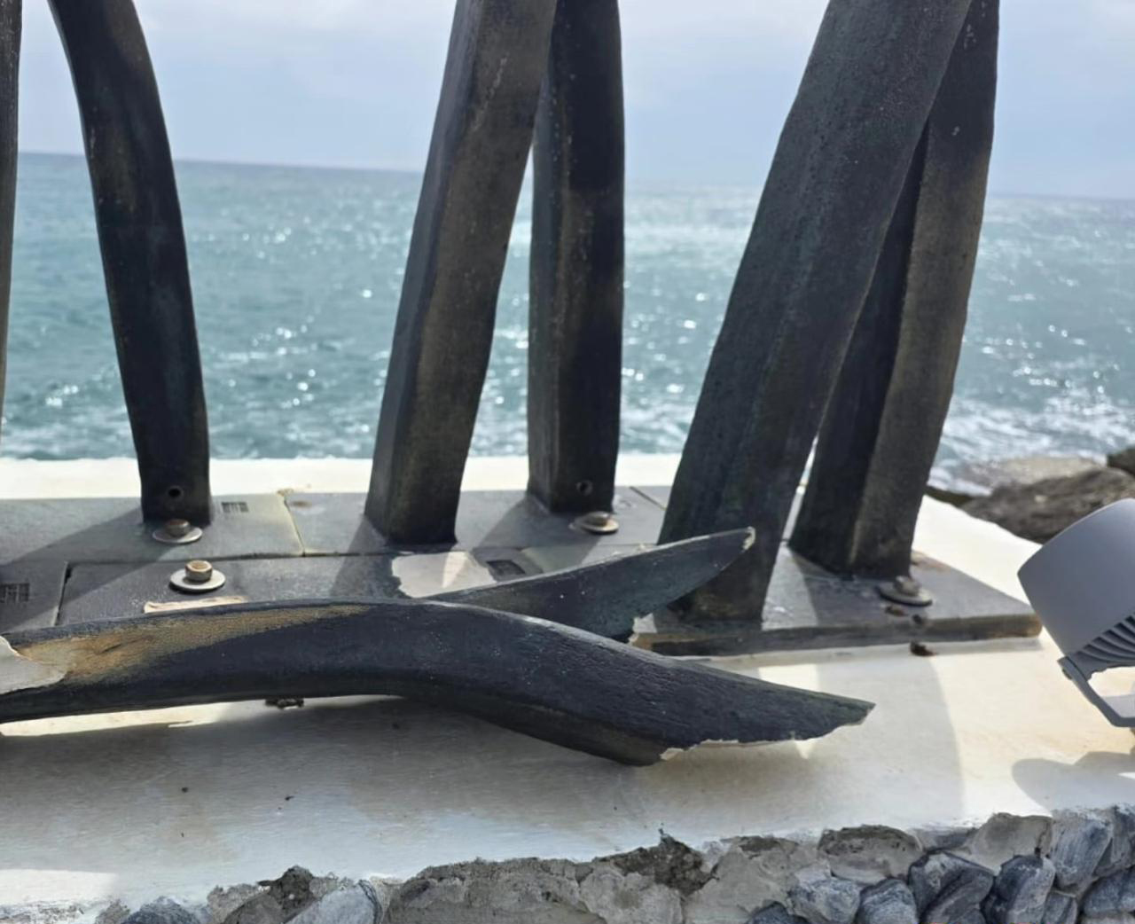 uw group sculpture (2)